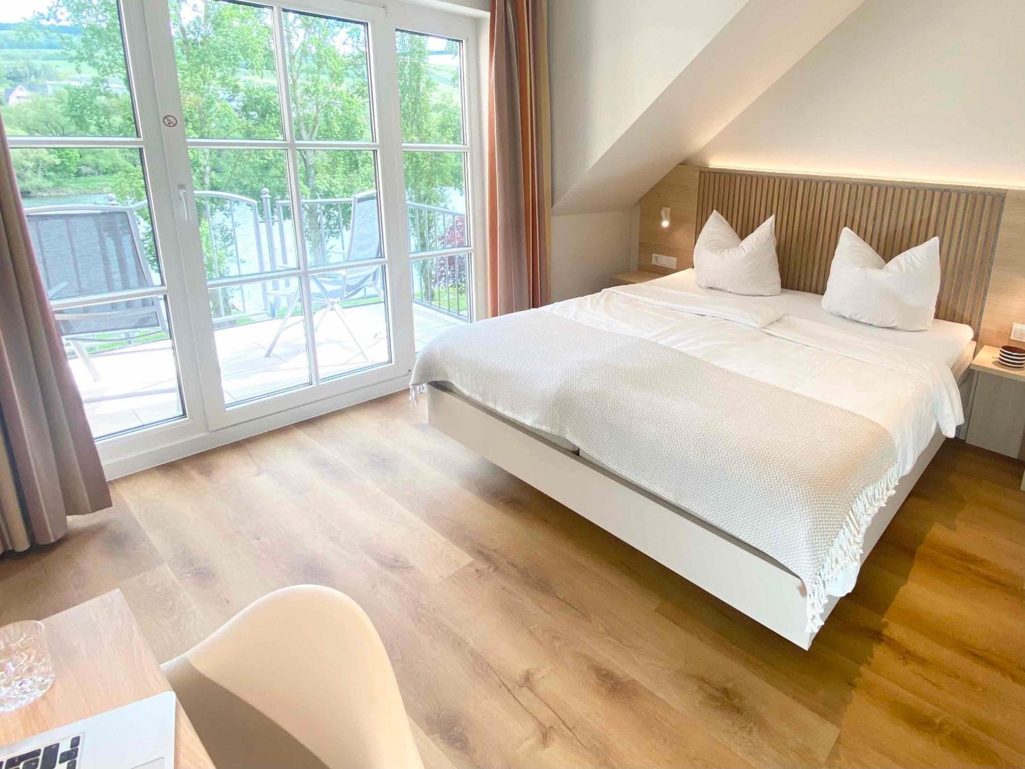 Hotel Zur Traube Ürzig Εξωτερικό φωτογραφία