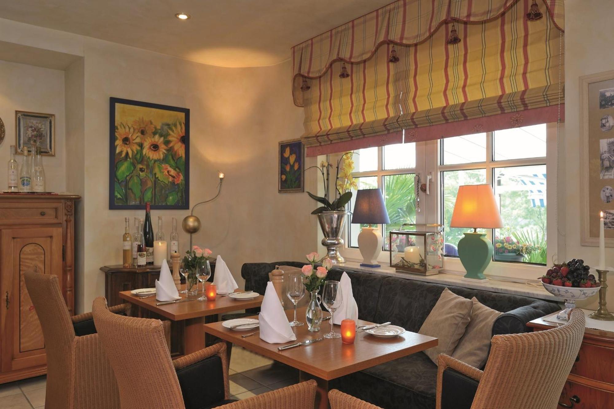 Hotel Zur Traube Ürzig Εξωτερικό φωτογραφία